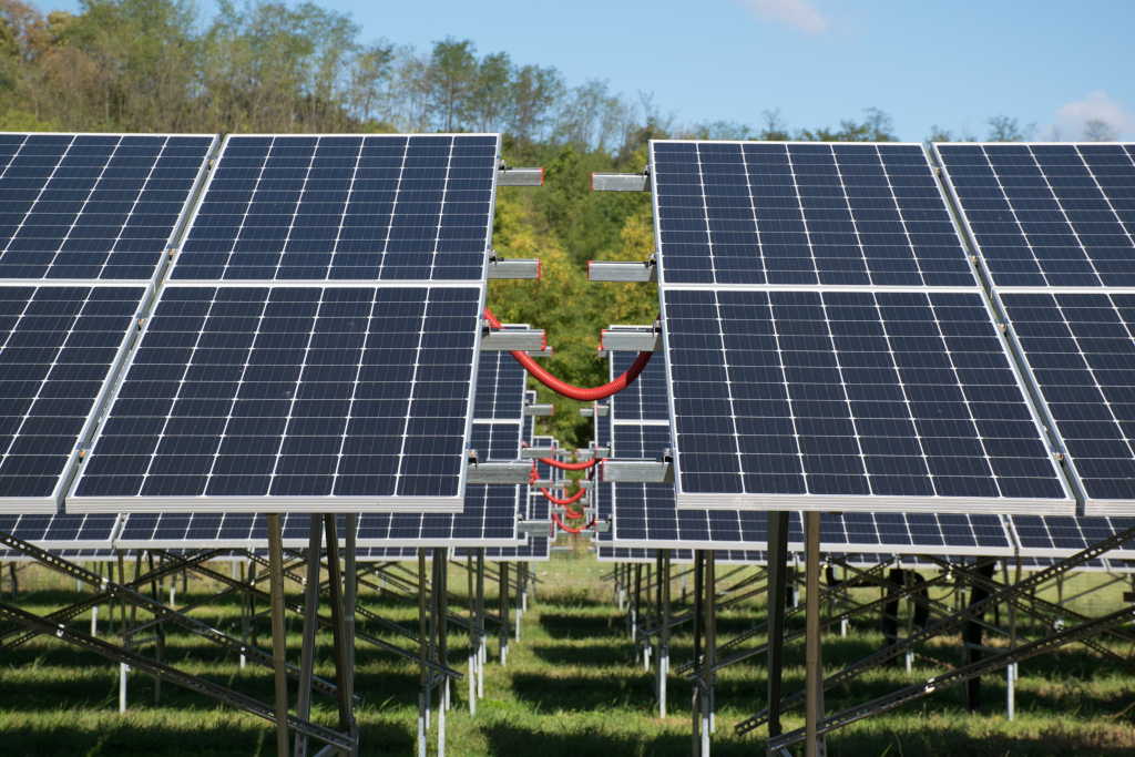 A román piacon terjeszkedik tovább az ASTRASUN: jelentős napelempark-fejlesztésbe kezd az országban a társaság